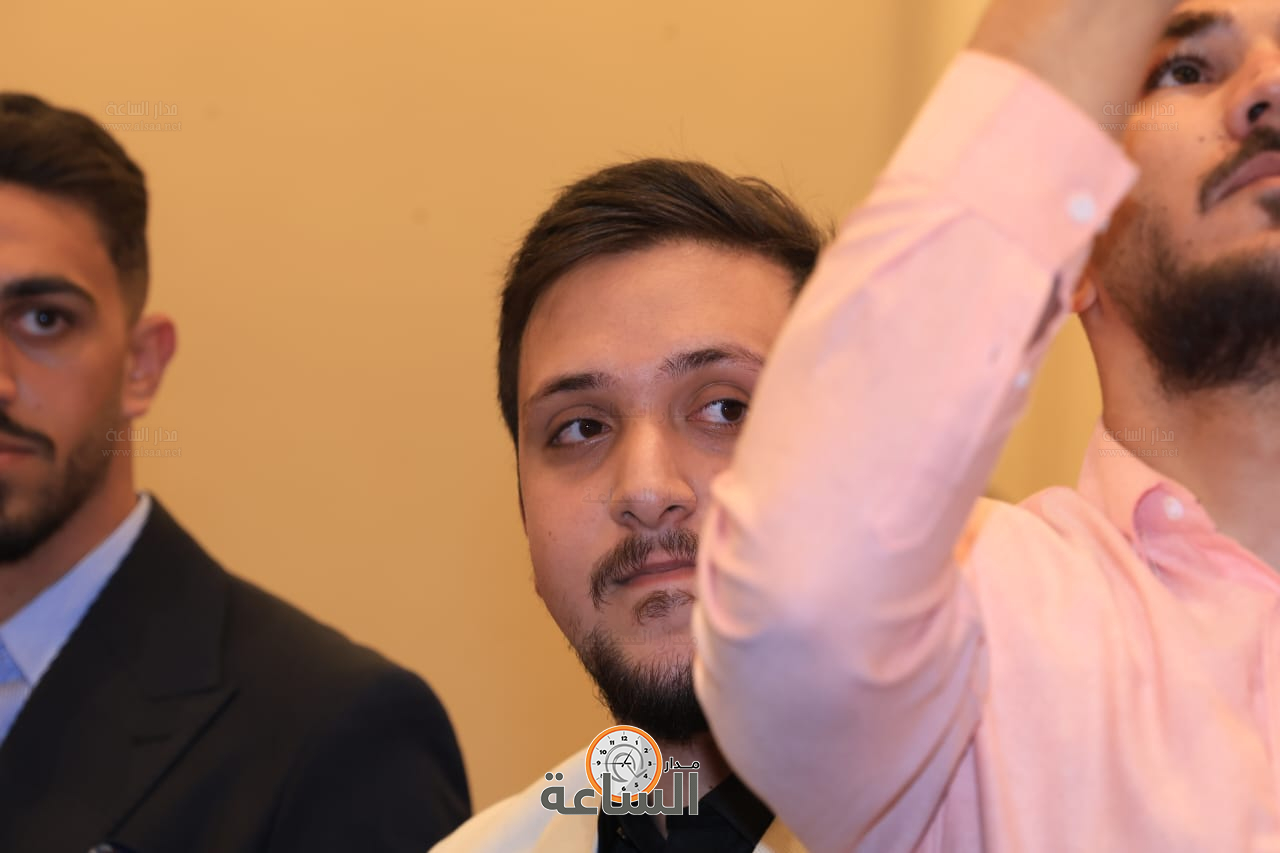 Madar Al-Saa Images 0.4647086741843115