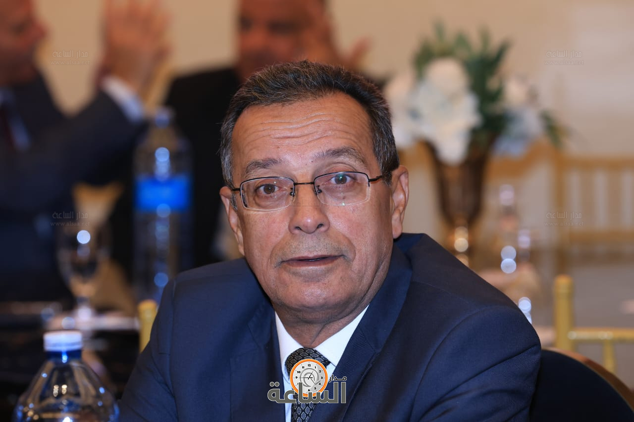 Madar Al-Saa Images 0.020635777437257863