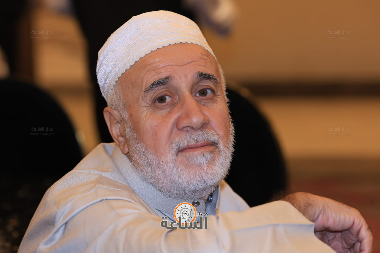 Madar Al-Saa Images 0.4952367286926048