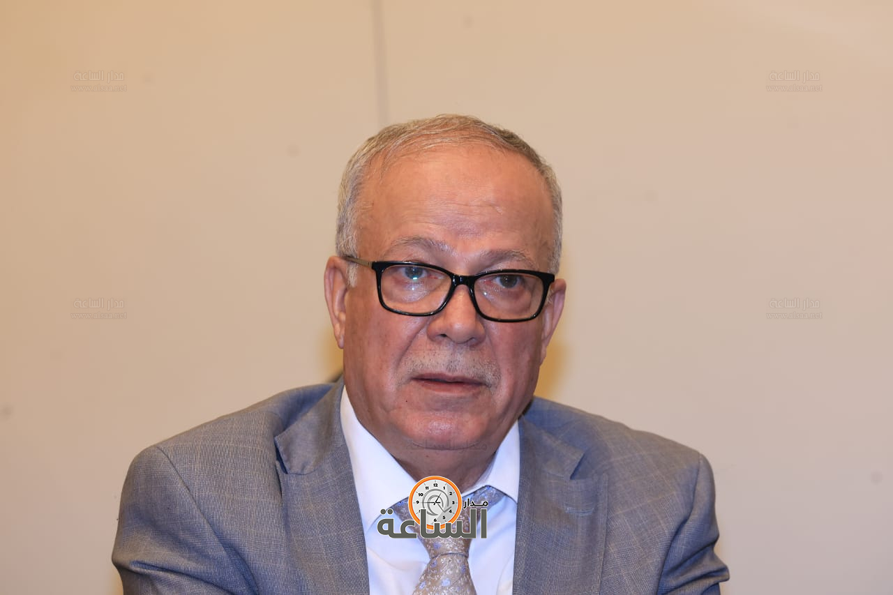 Madar Al-Saa Images 0.8177971043523161