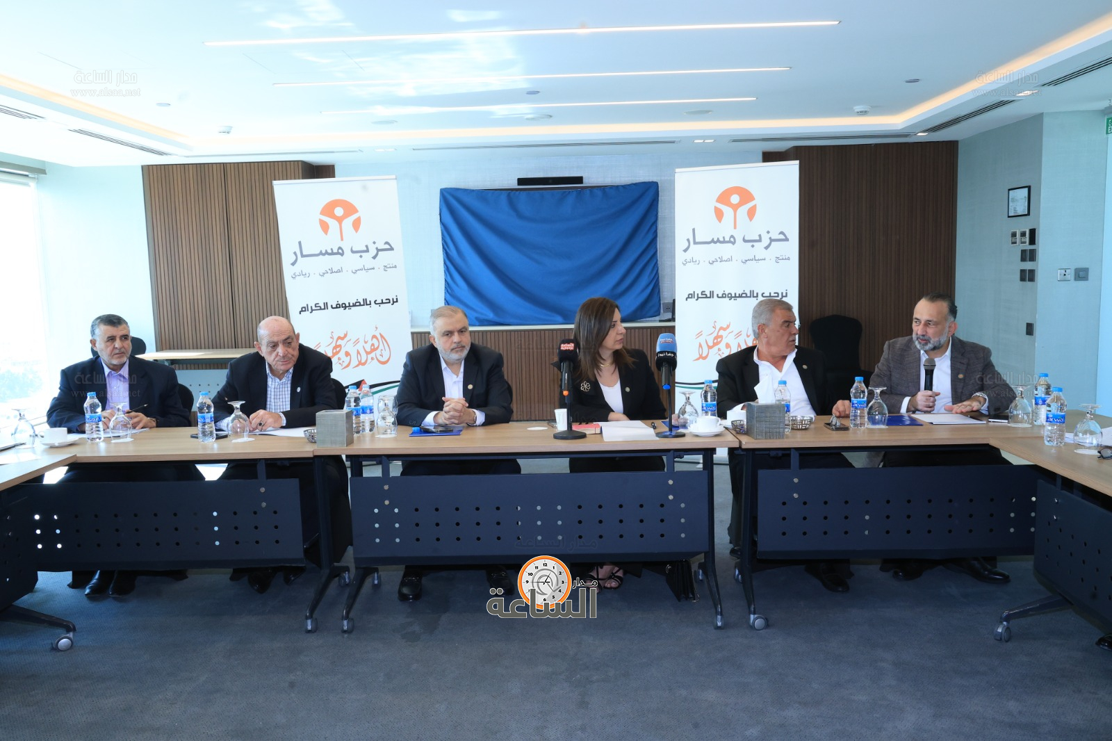 Madar Al-Saa Images 0.8663041937429803