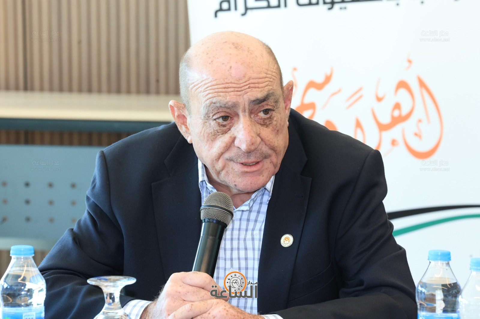 Madar Al-Saa Images 0.3731082577800655