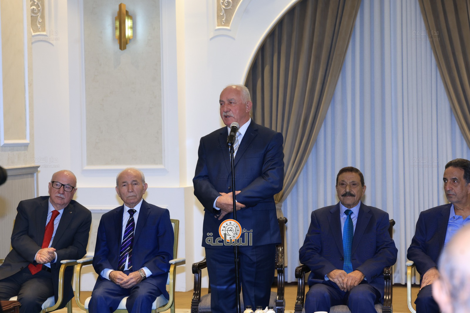 Madar Al-Saa Images 0.40156291411307043