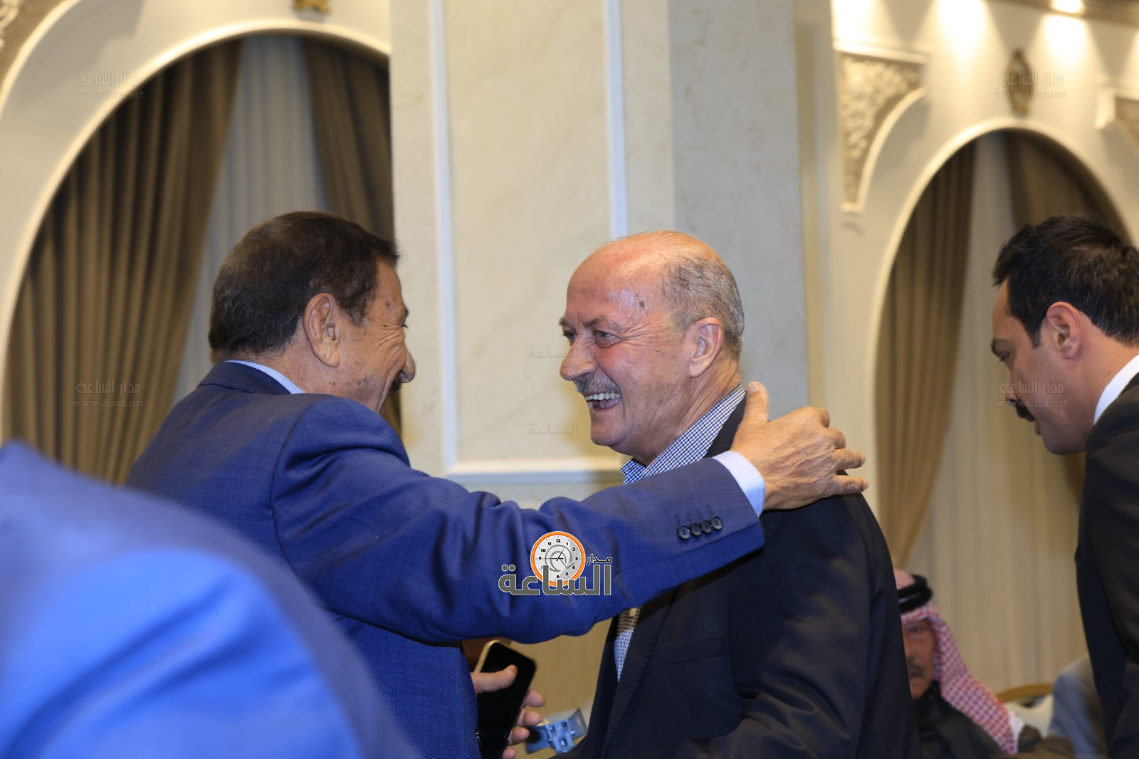 Madar Al-Saa Images 0.34457773376539225