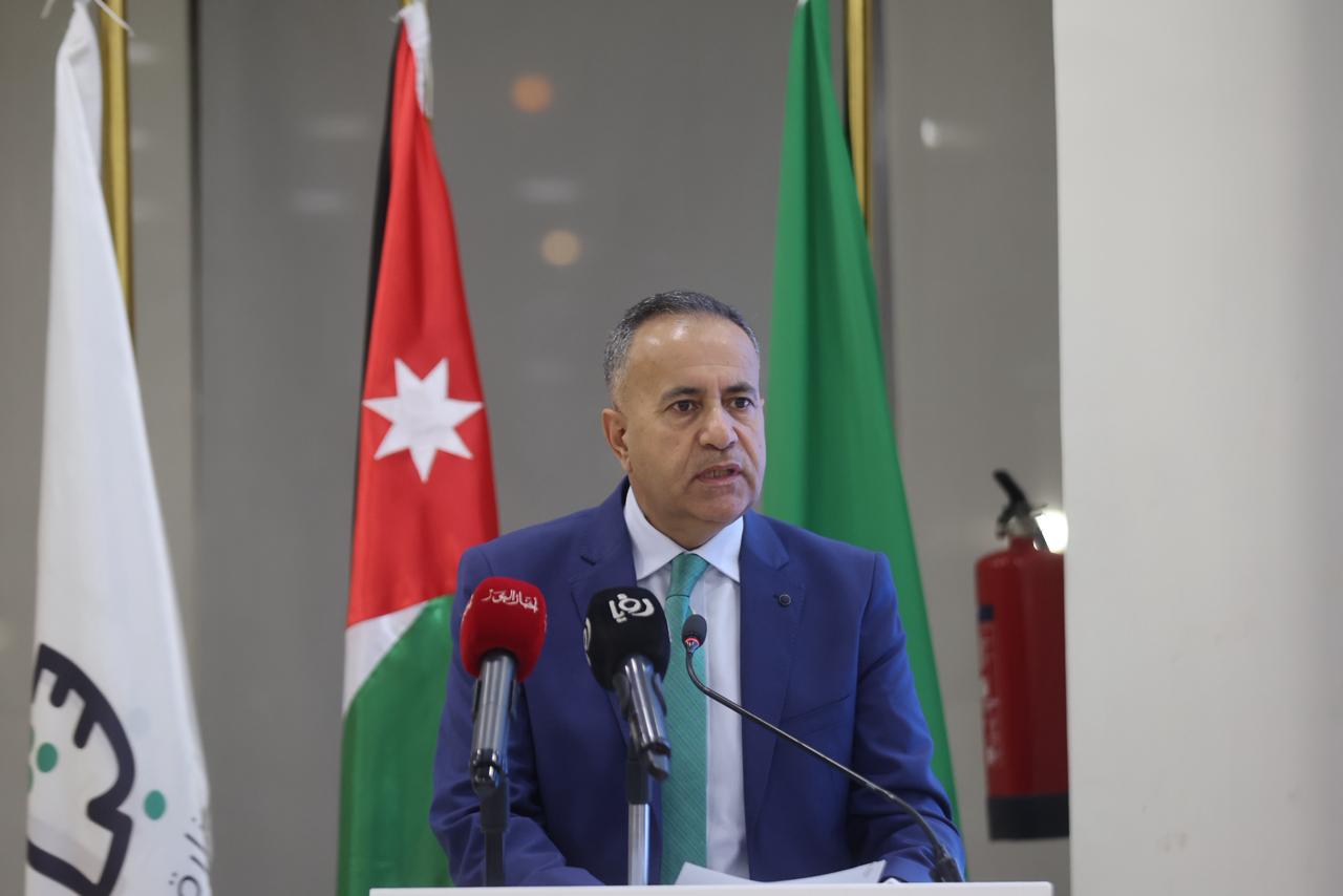 Madar Al-Saa Images 0.5102433370005898