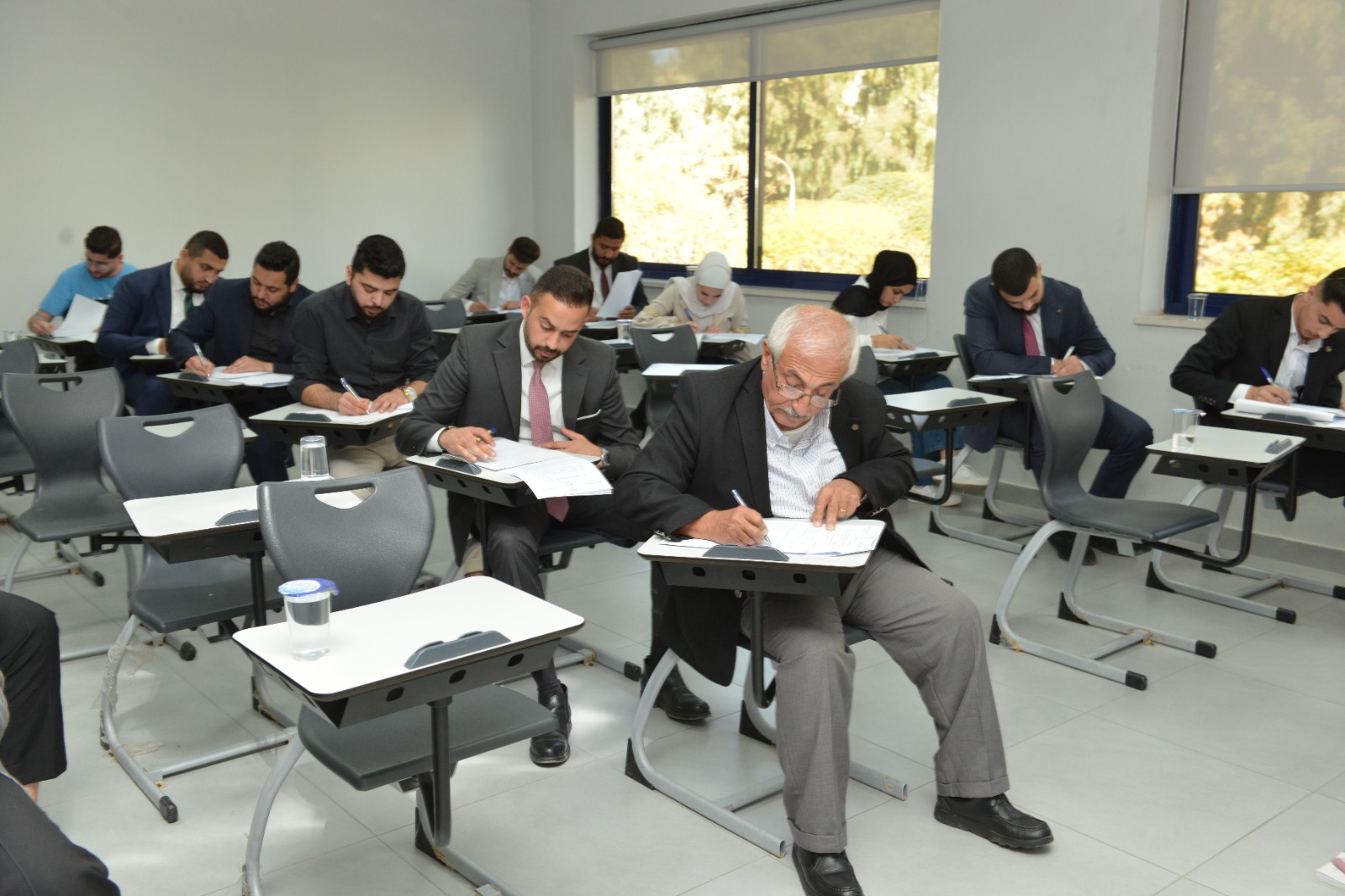 Madar Al-Saa Images 0.2313625703986919