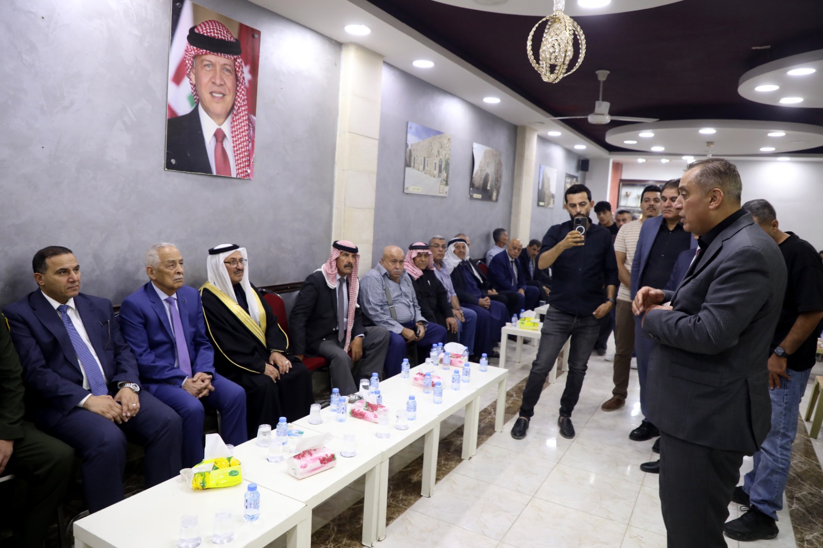 Madar Al-Saa Images 0.24699093307992048