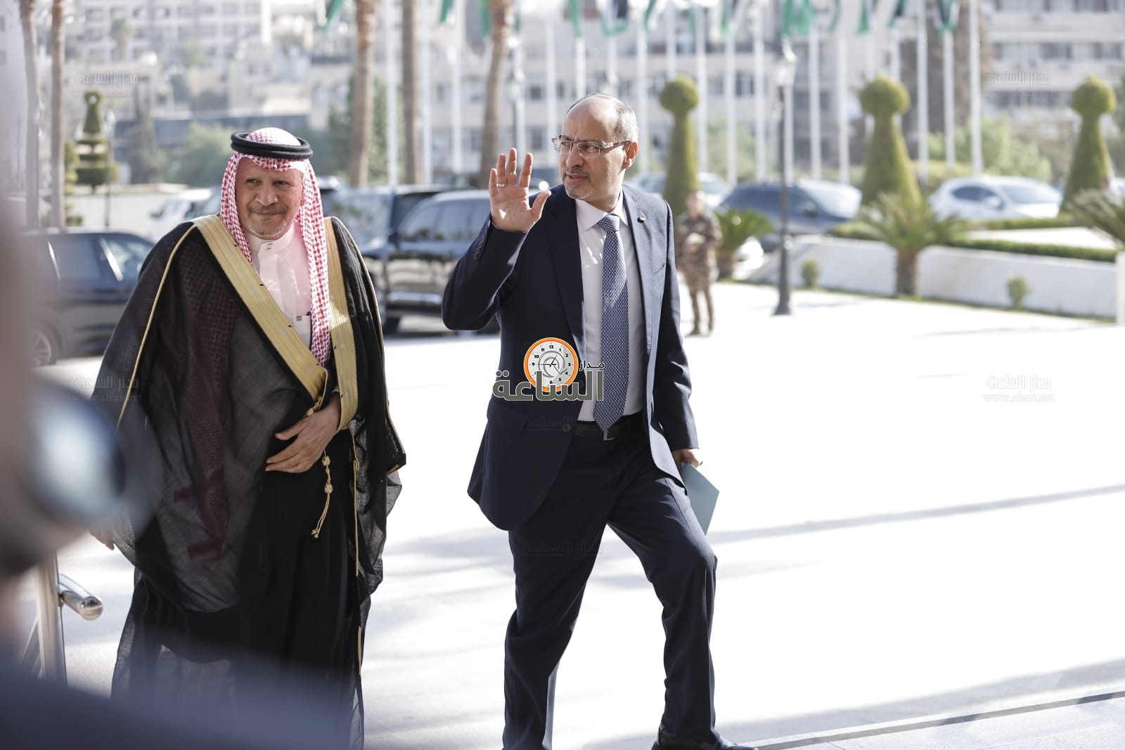 Madar Al-Saa Images 0.14147921049207668