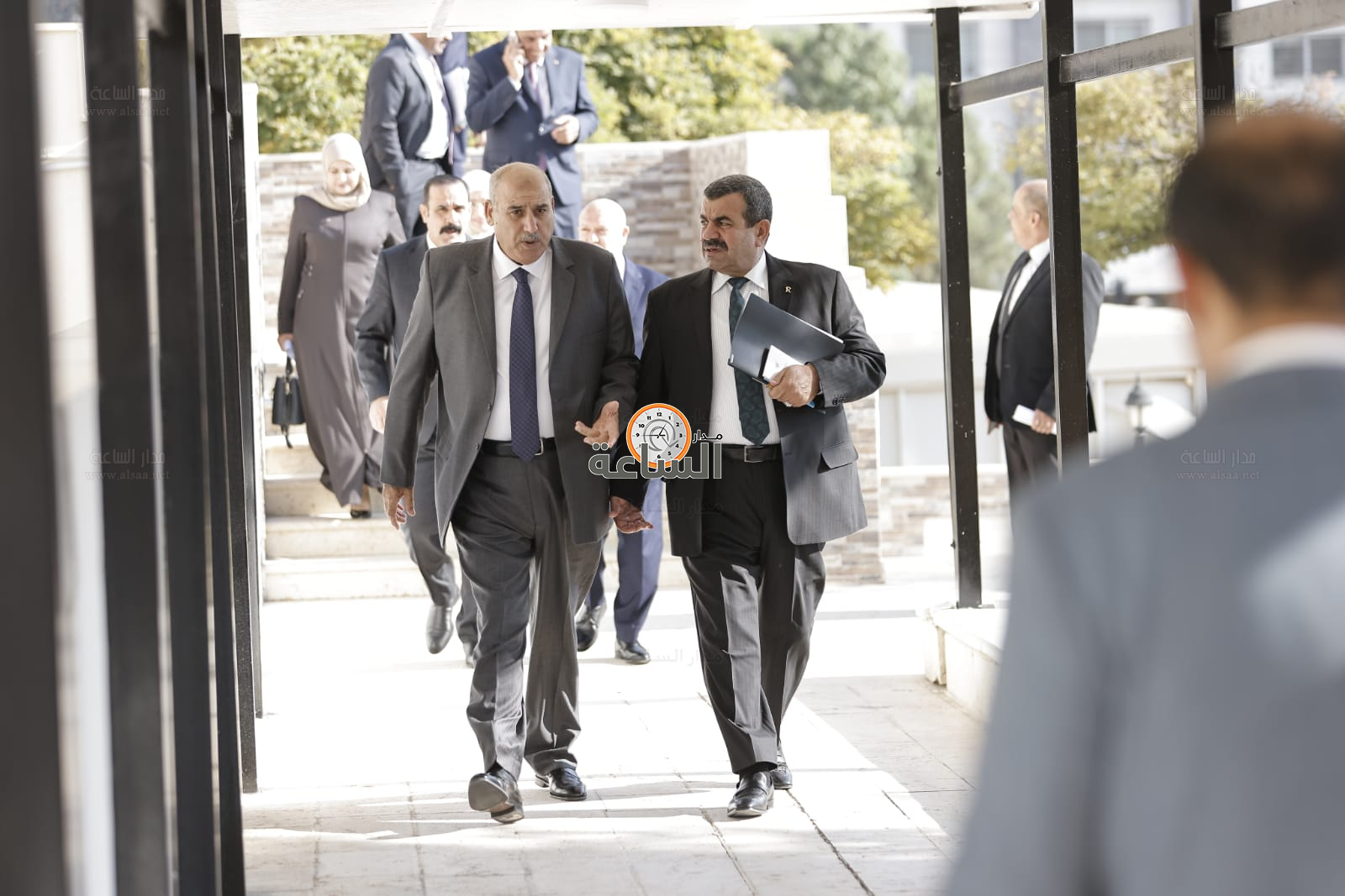 Madar Al-Saa Images 0.01218224167745352