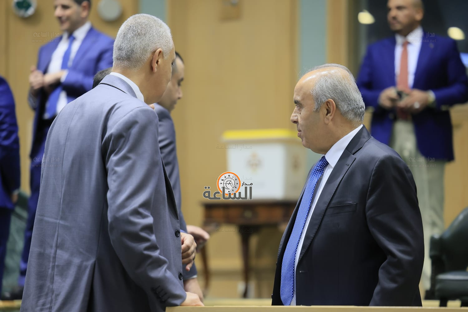 Madar Al-Saa Images 0.5427561338281357