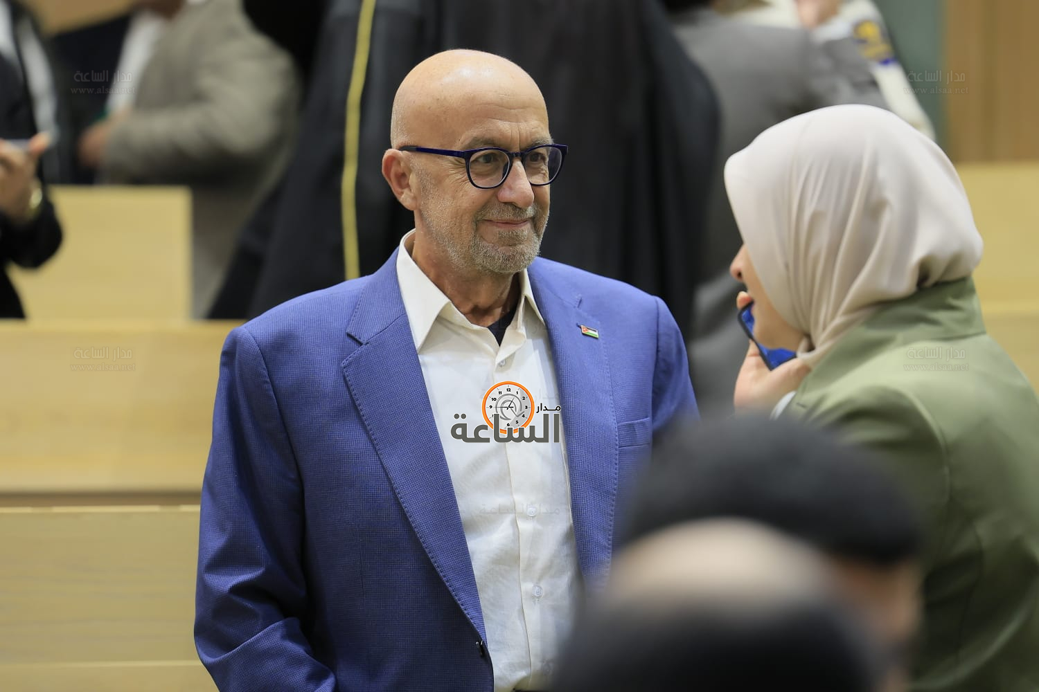 Madar Al-Saa Images 0.3891009581292695