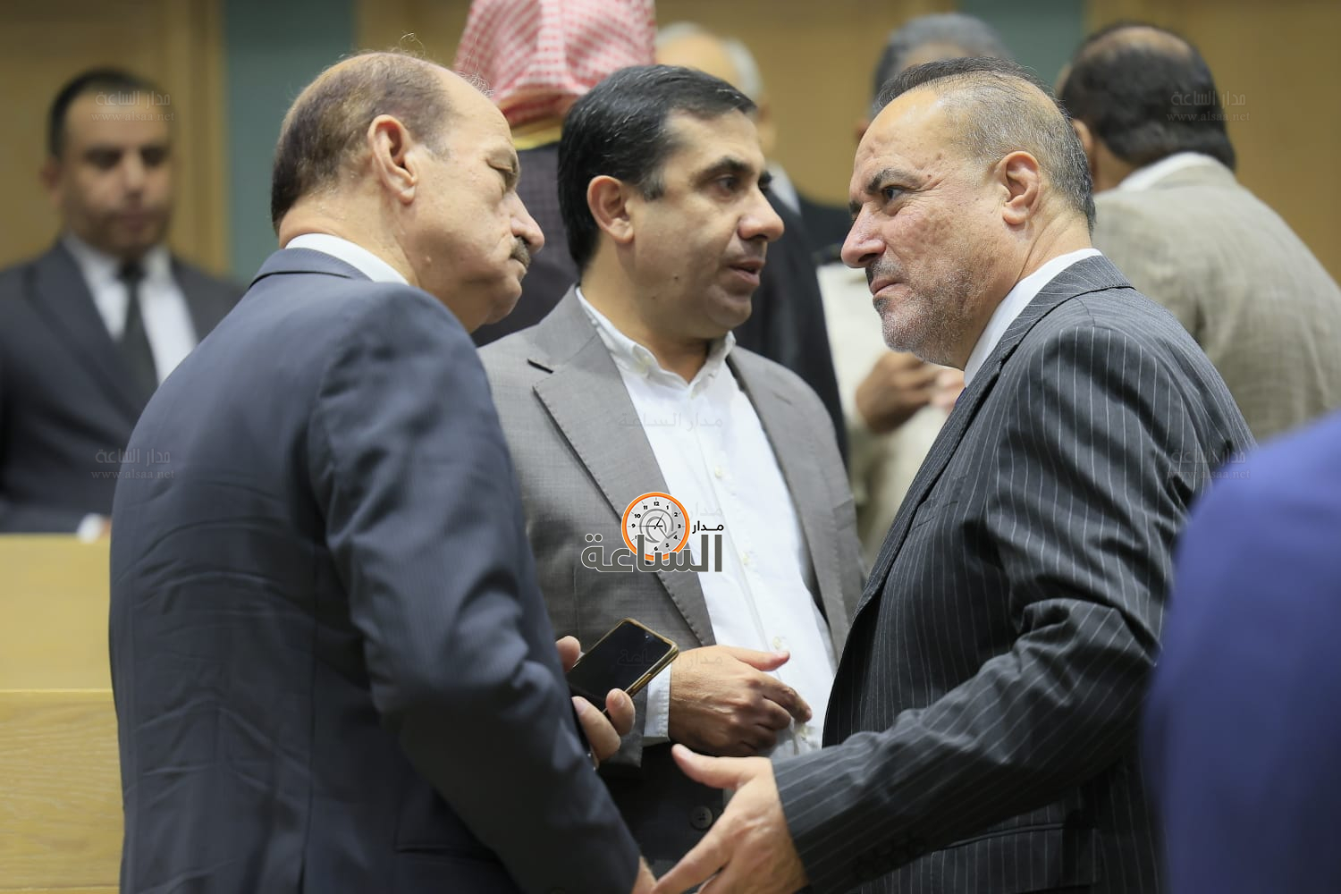 Madar Al-Saa Images 0.4513127237440917