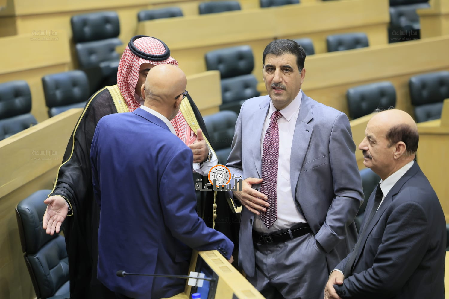 Madar Al-Saa Images 0.3373913166445609