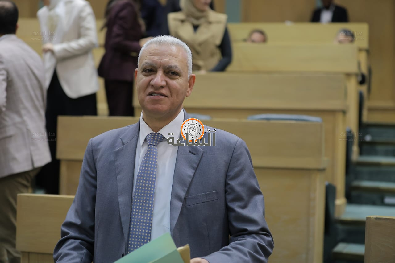 Madar Al-Saa Images 0.3123704033165172