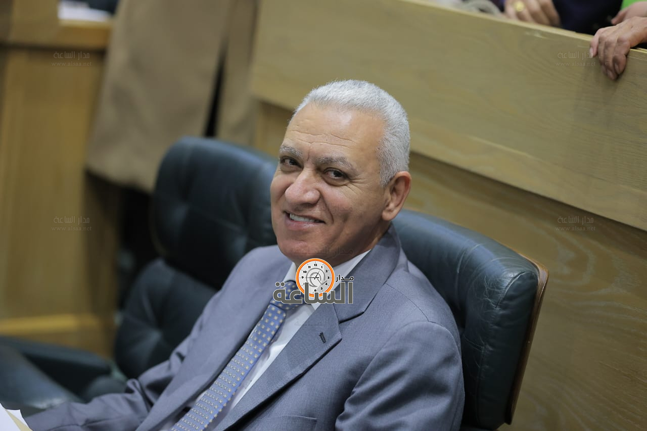 Madar Al-Saa Images 0.37469198696117656