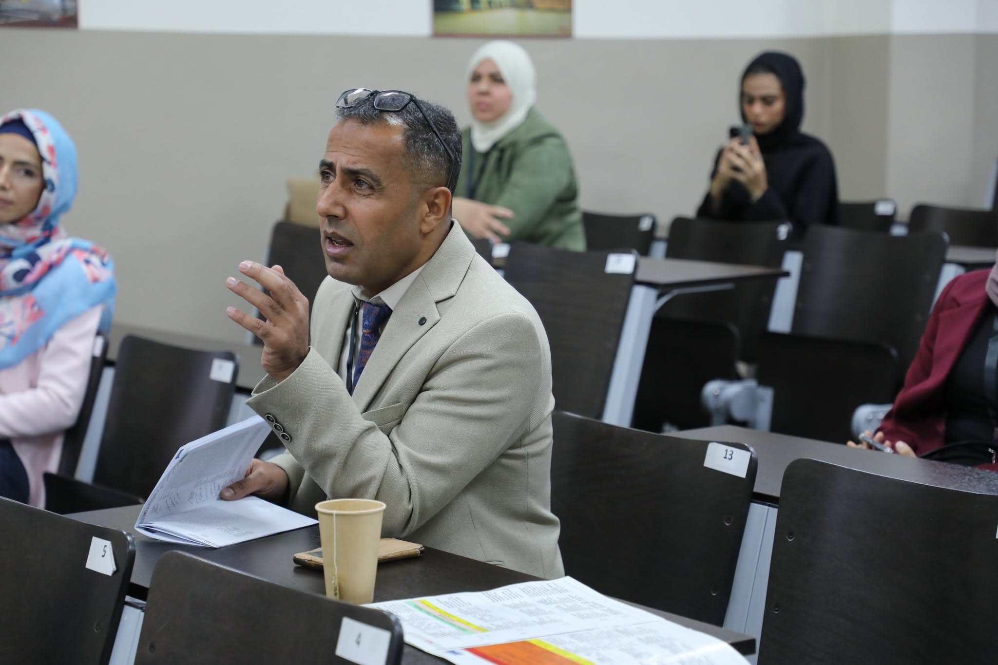 Madar Al-Saa Images 0.09449926165918165