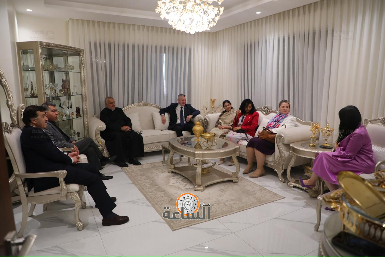 Madar Al-Saa Images 0.08025430321120242