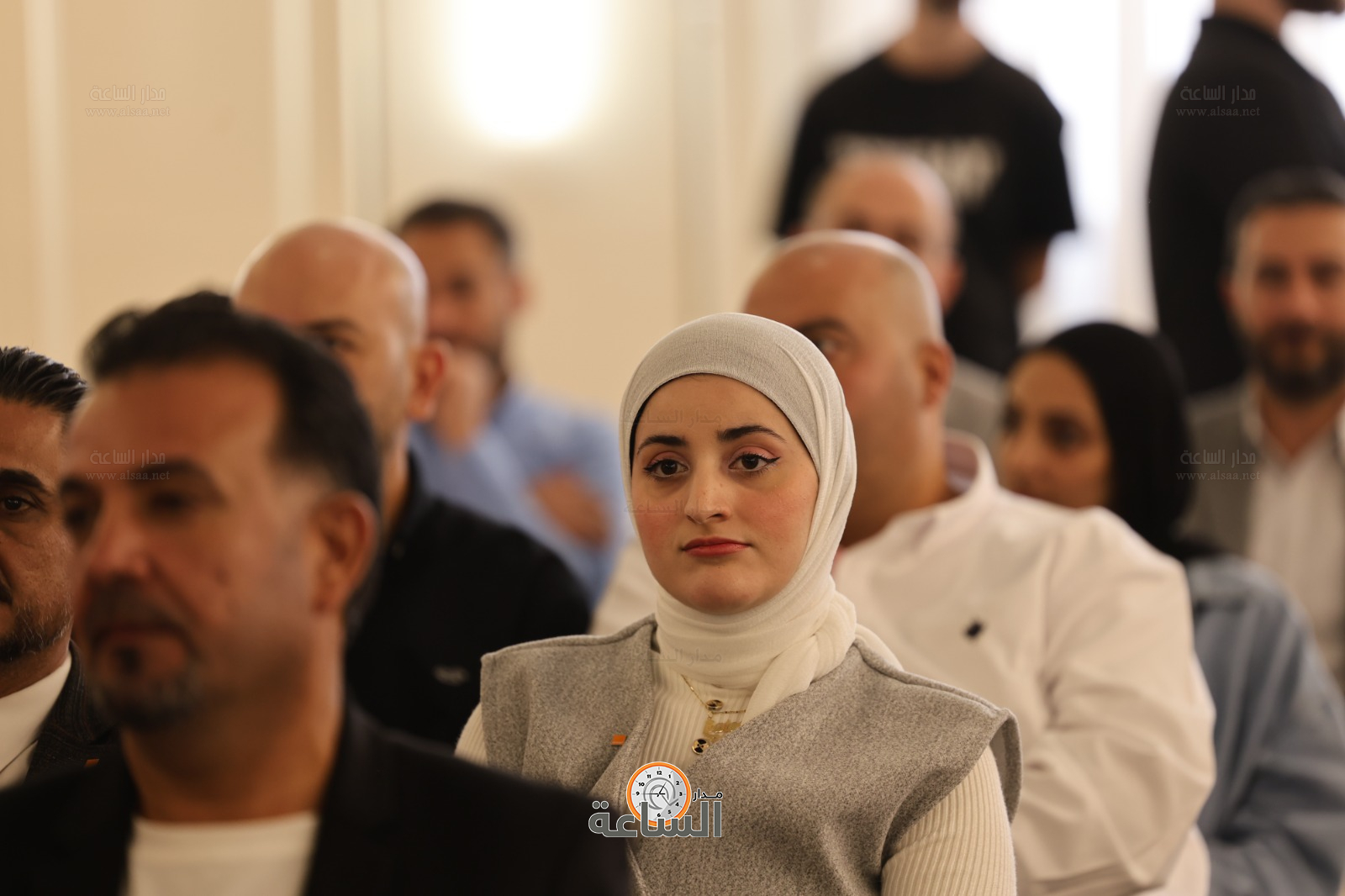 Madar Al-Saa Images 0.8969613845892795