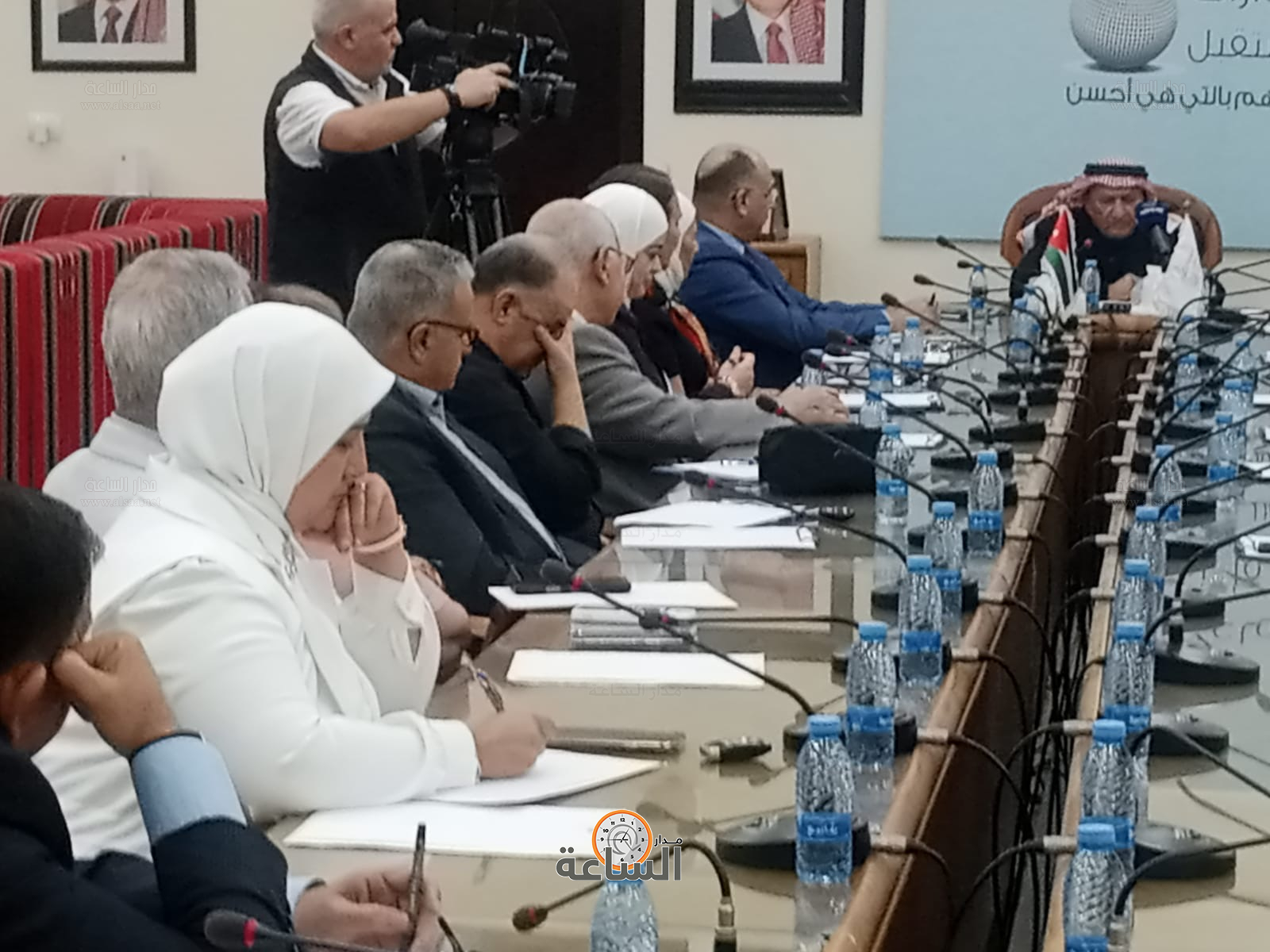 Madar Al-Saa Images 0.7015689620976199