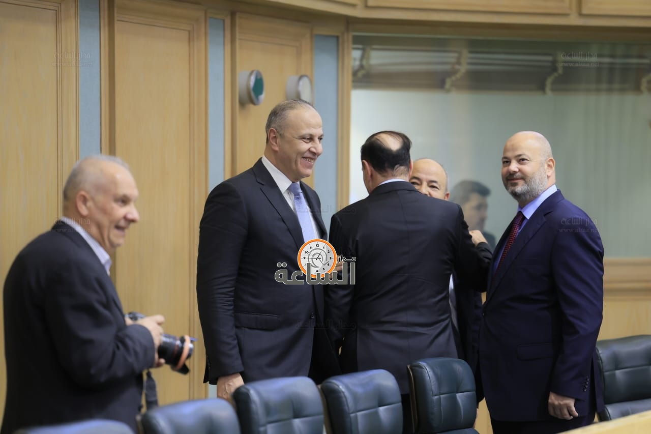 Madar Al-Saa Images 0.9375370411267162