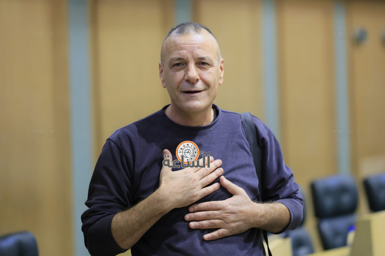 Madar Al-Saa Images 0.3878525734851266