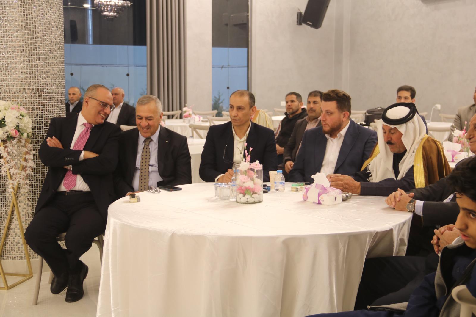 Madar Al-Saa Images 0.3775505209127661