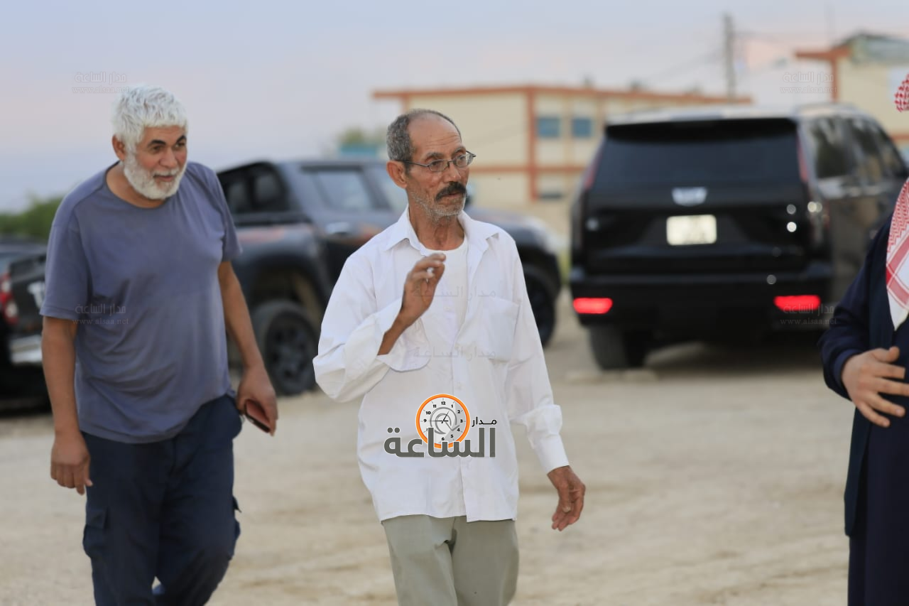 Madar Al-Saa Images 0.1294694553212934