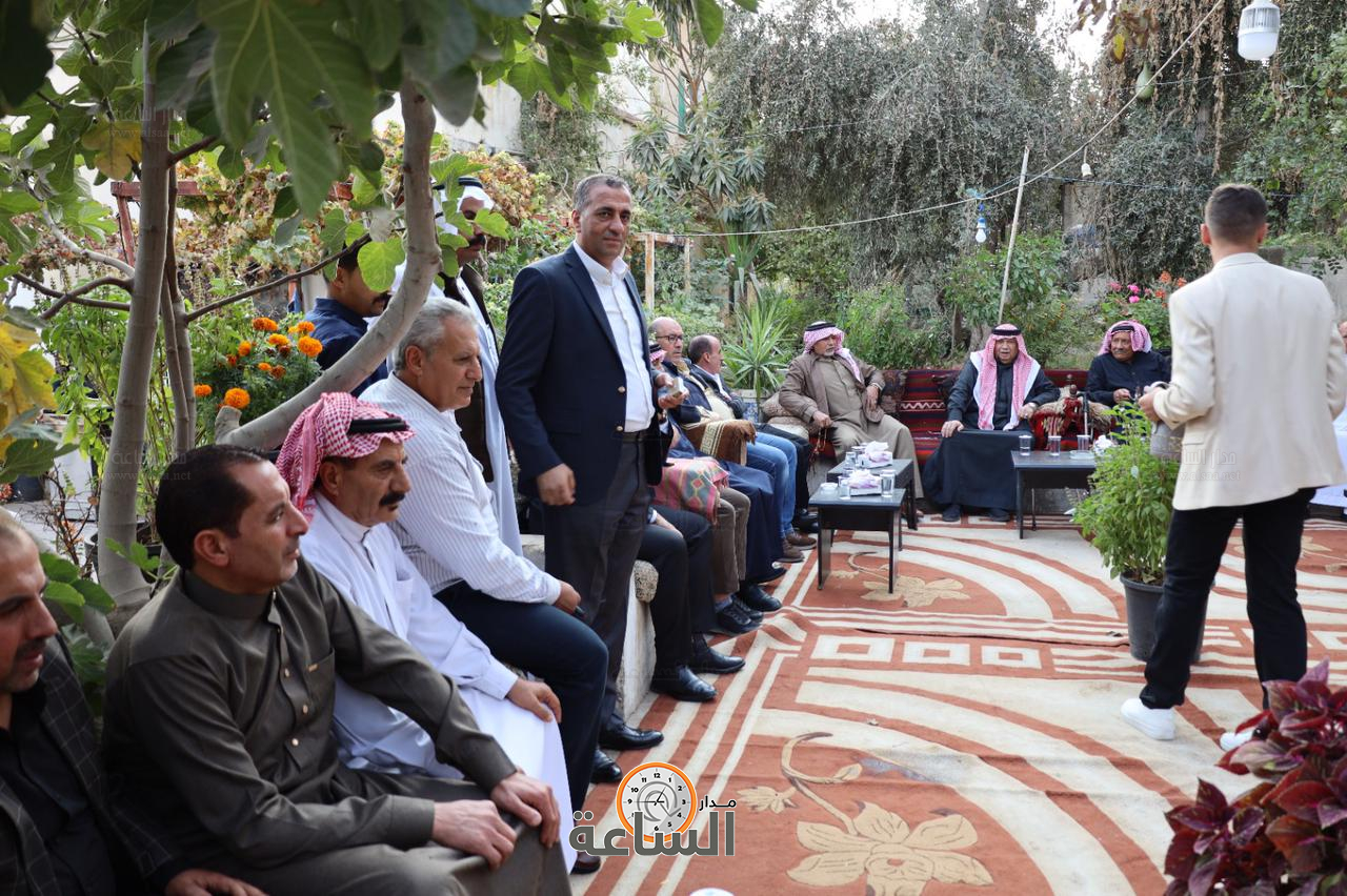 Madar Al-Saa Images 0.32885524297948787