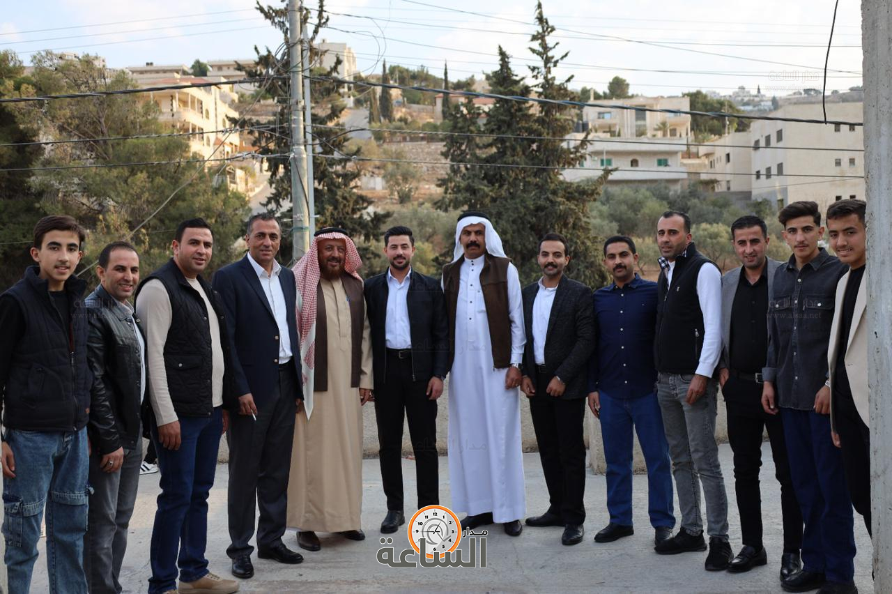 Madar Al-Saa Images 0.3175333684554612