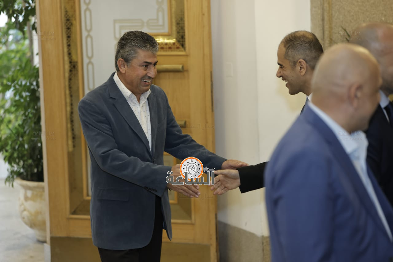 Madar Al-Saa Images 0.2126135489437514