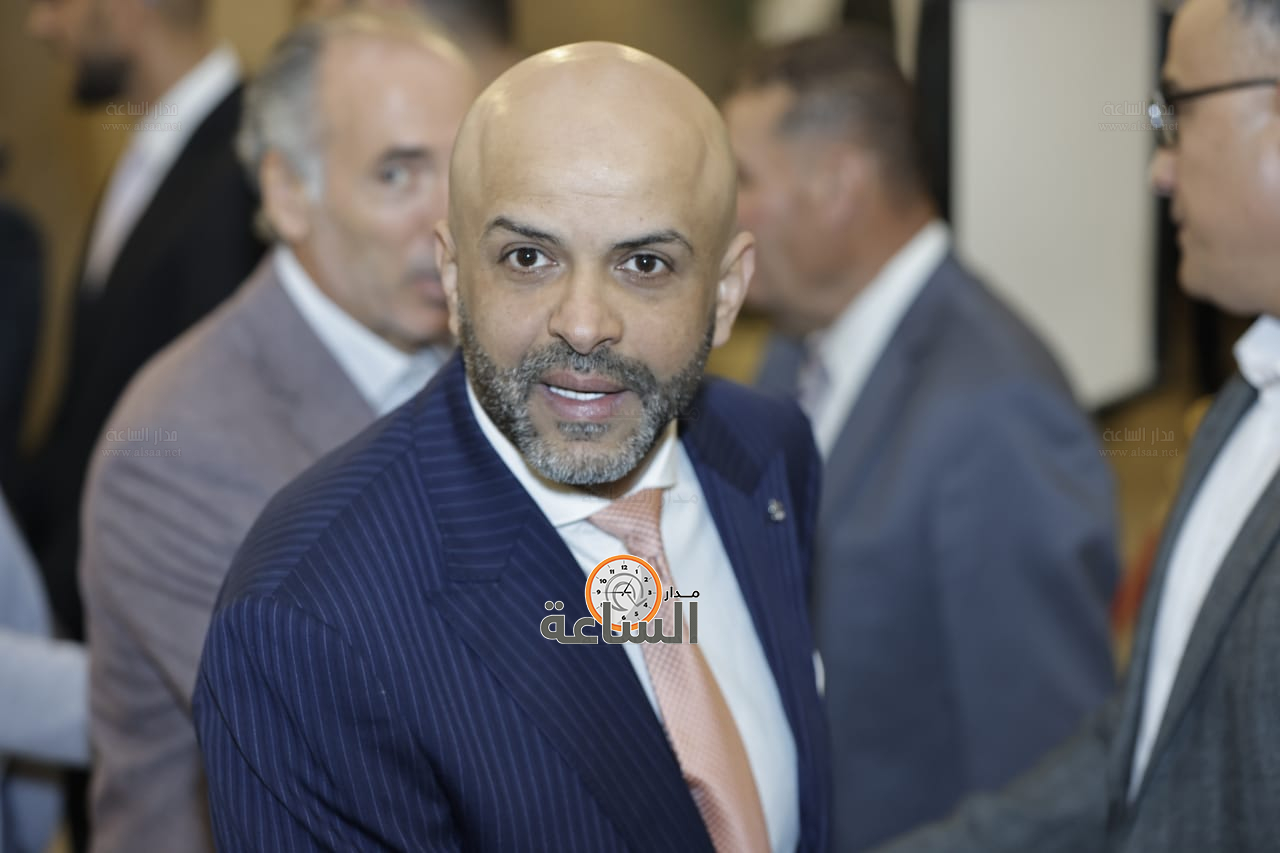 Madar Al-Saa Images 0.25050698756864465