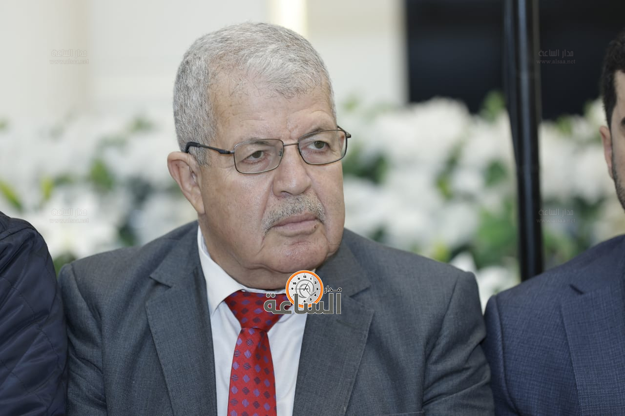 Madar Al-Saa Images 0.46135737198873983