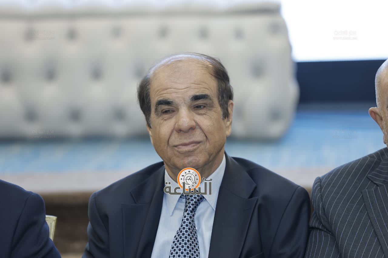 Madar Al-Saa Images 0.04133068444674992