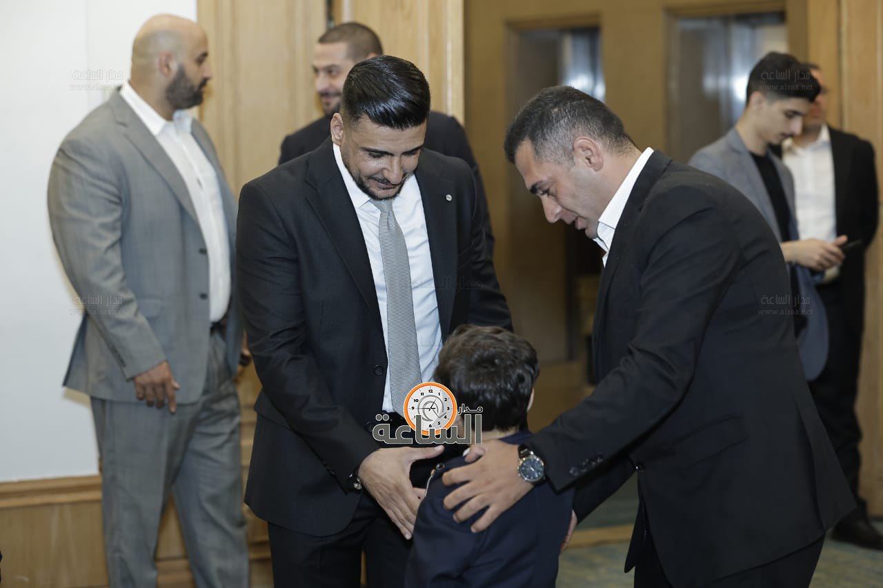 Madar Al-Saa Images 0.7602309346093604