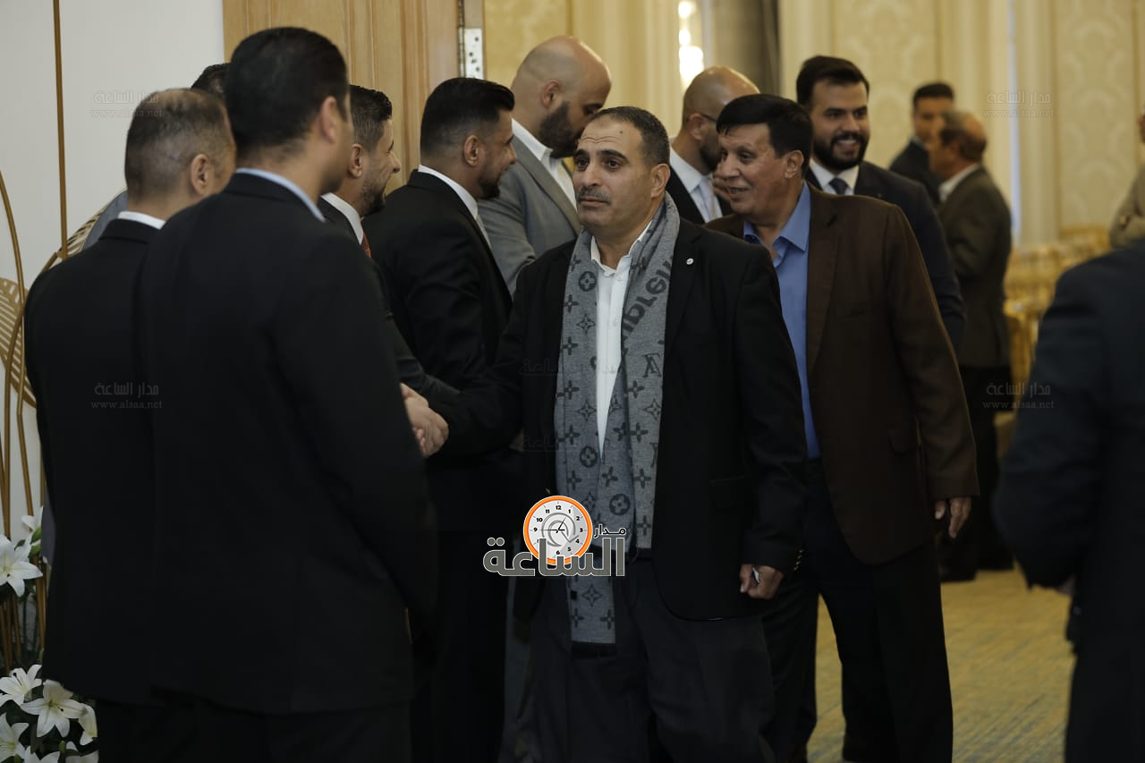 Madar Al-Saa Images 0.45842040553121655