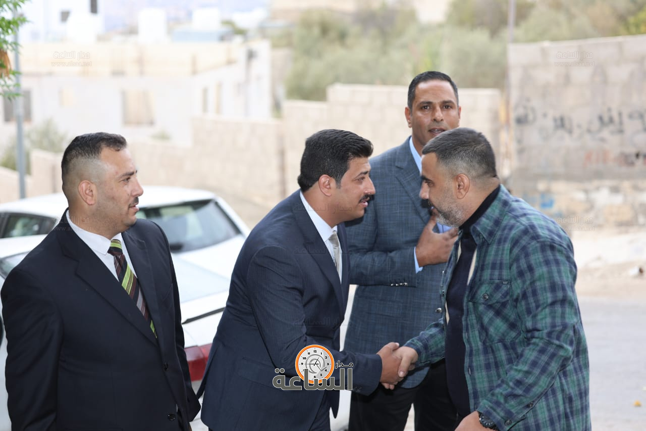 Madar Al-Saa Images 0.0422942670311105