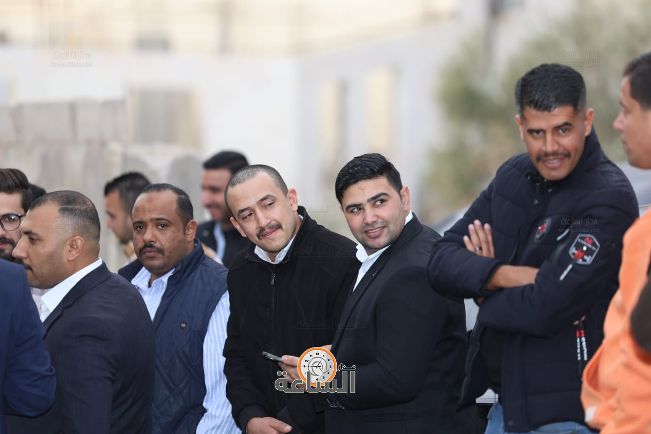 Madar Al-Saa Images 0.616655794089736