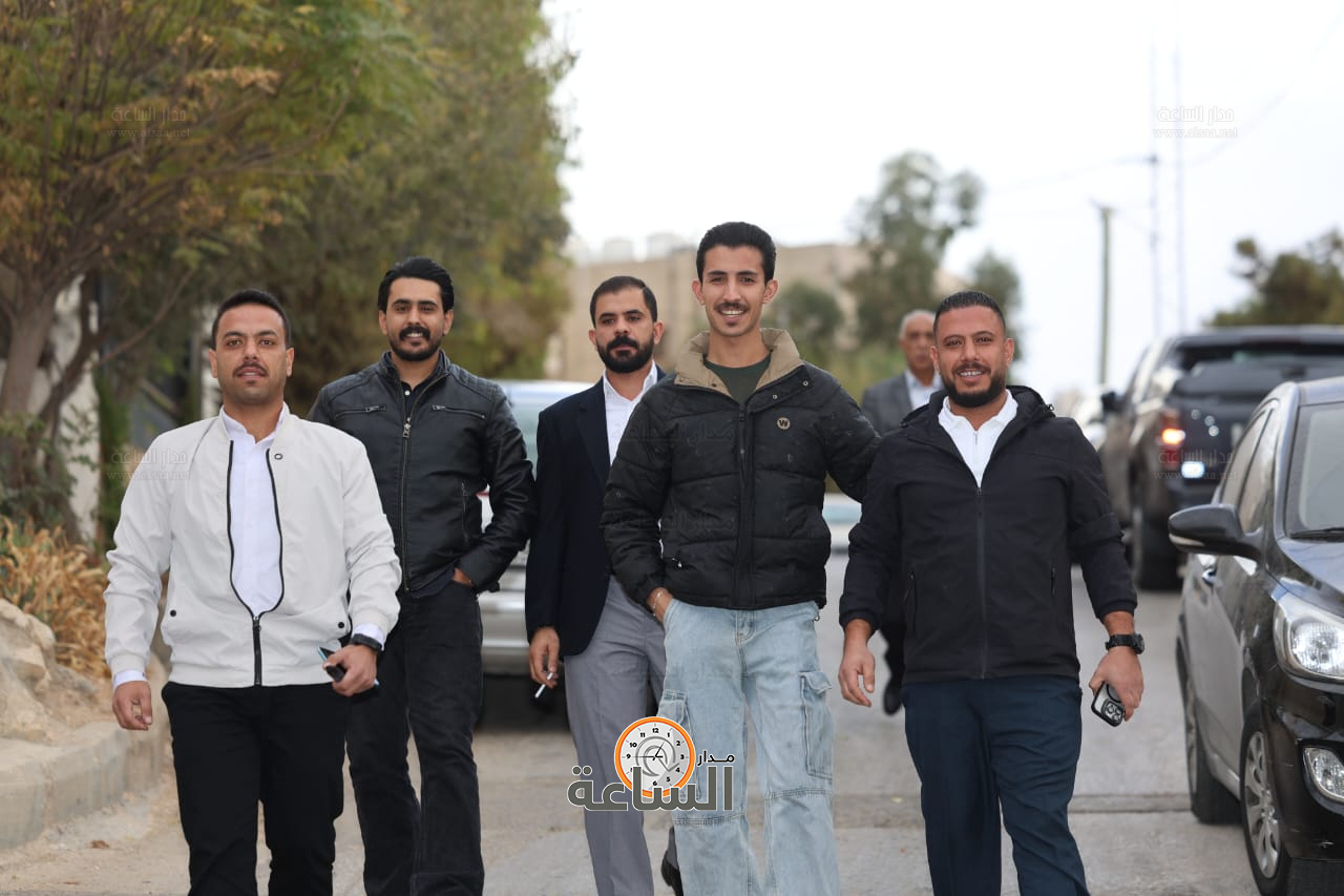 Madar Al-Saa Images 0.01512828601176519