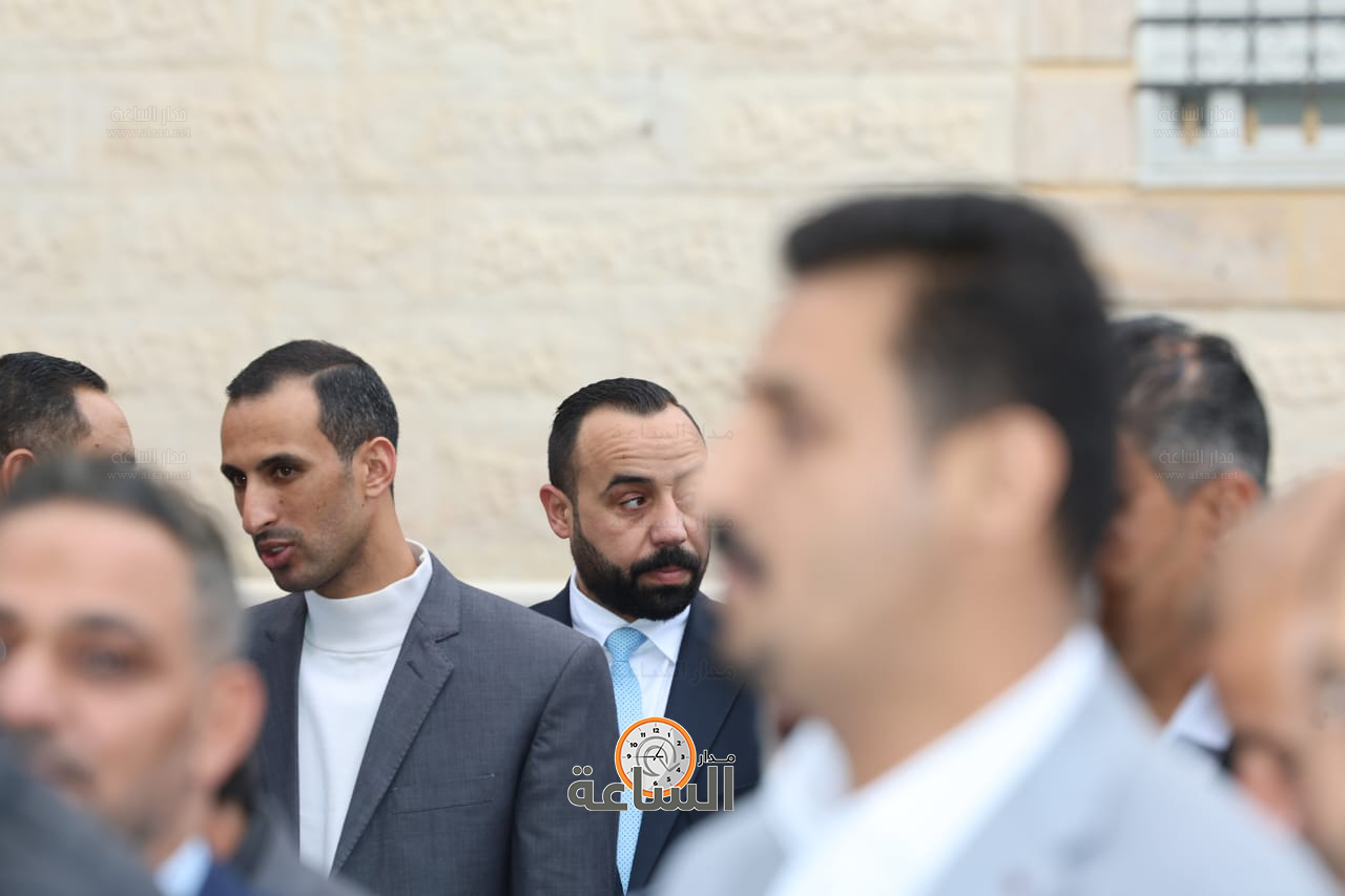 Madar Al-Saa Images 0.7792508076602829