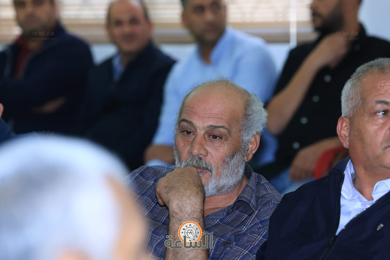 Madar Al-Saa Images 0.3409998056634972