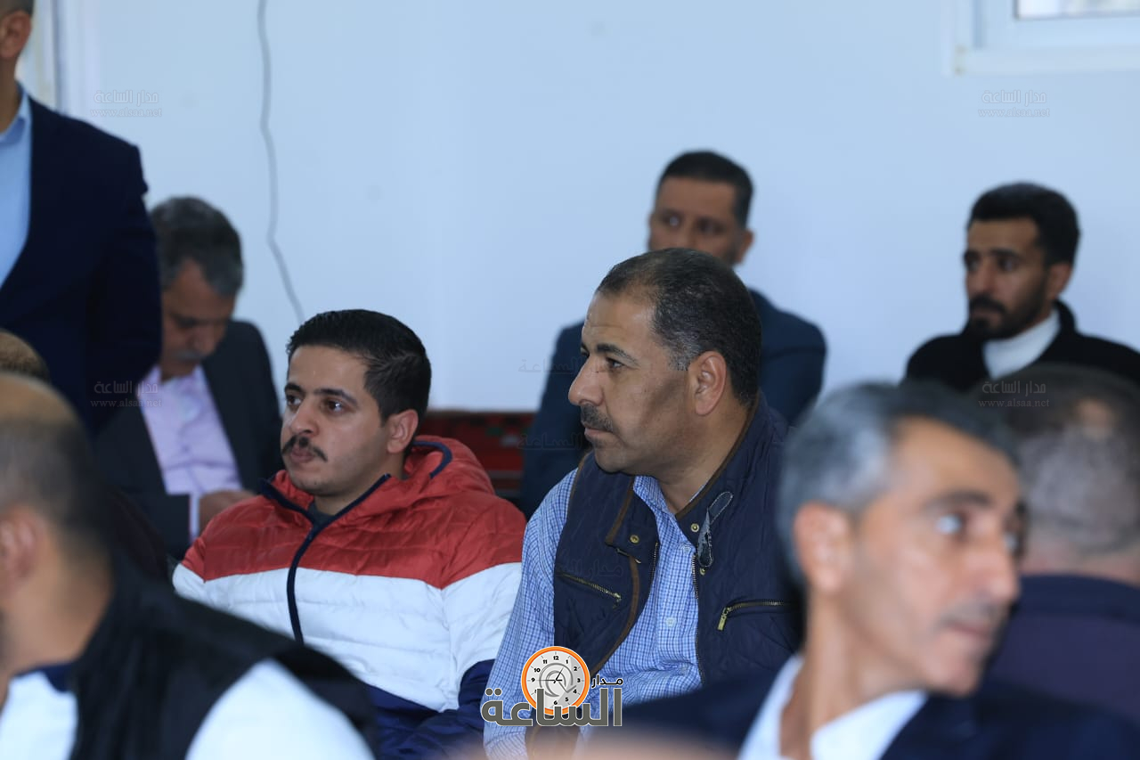 Madar Al-Saa Images 0.03285349318815545