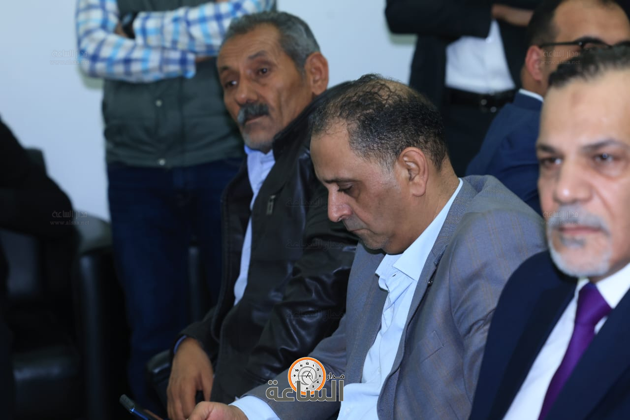 Madar Al-Saa Images 0.5470056390019206