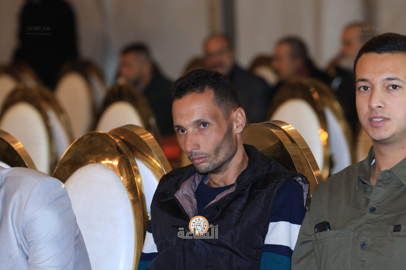 Madar Al-Saa Images 0.4318270352193577