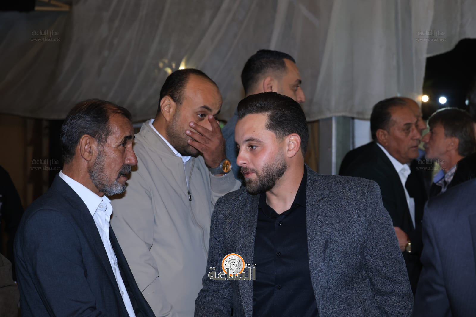 Madar Al-Saa Images 0.18342182627380677