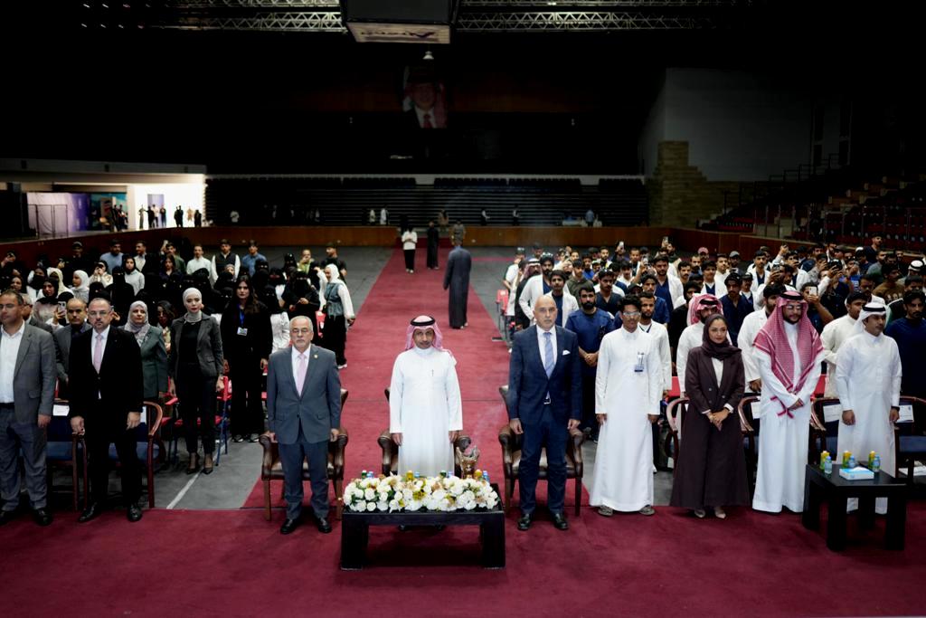 Madar Al-Saa Images 0.7390235951742288