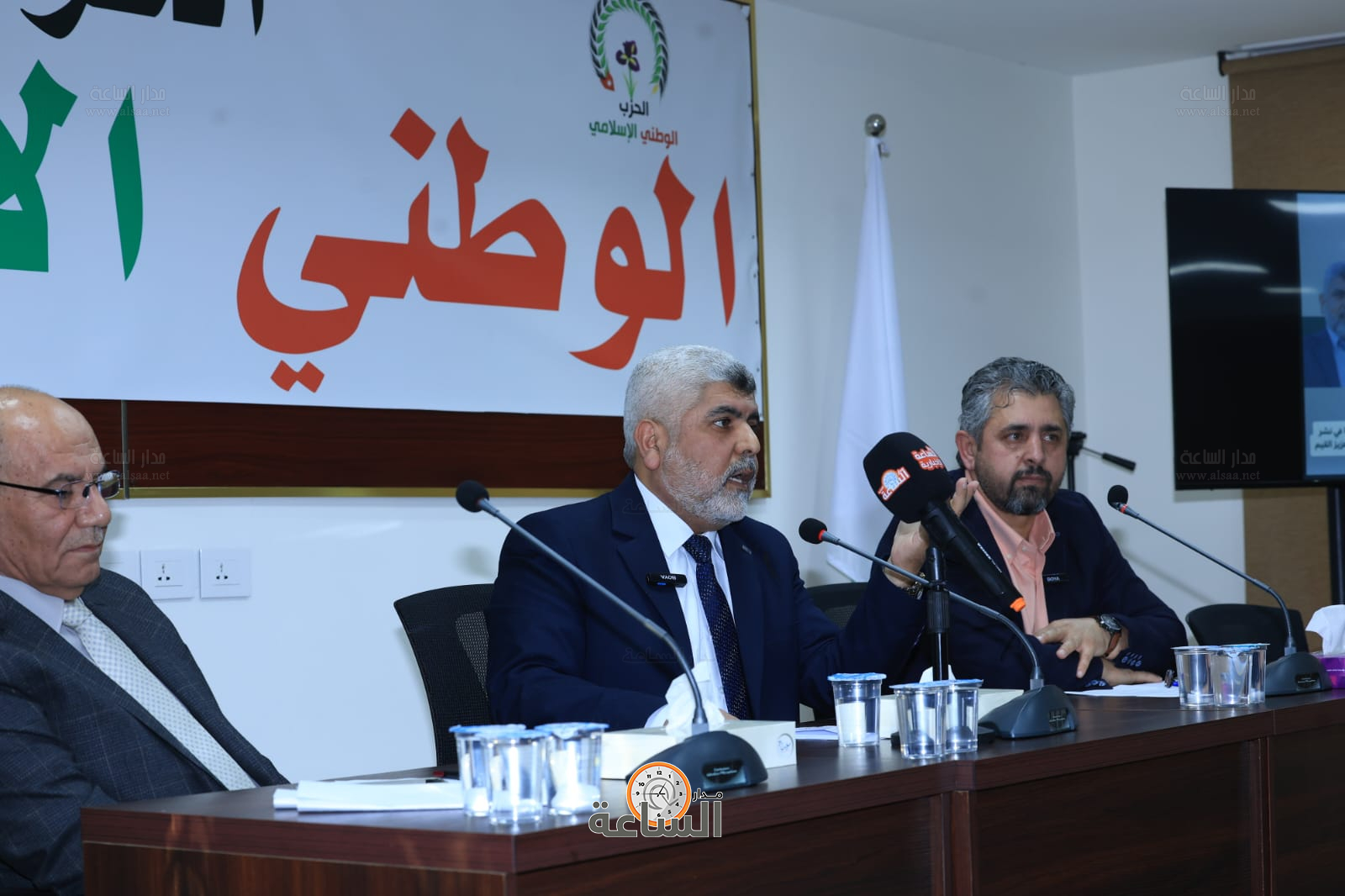 Madar Al-Saa Images 0.7948119372864535