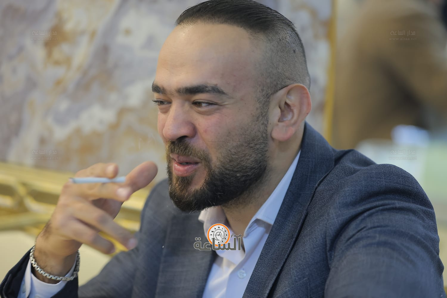 Madar Al-Saa Images 0.8587832337776862