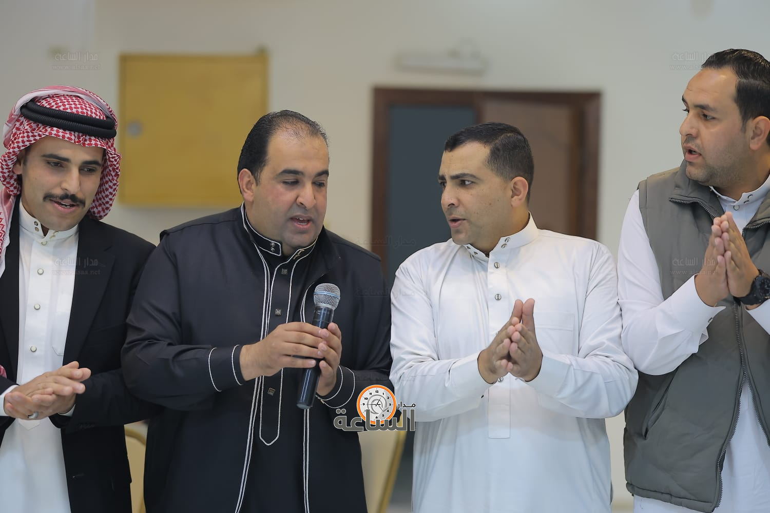 Madar Al-Saa Images 0.6161138911289867