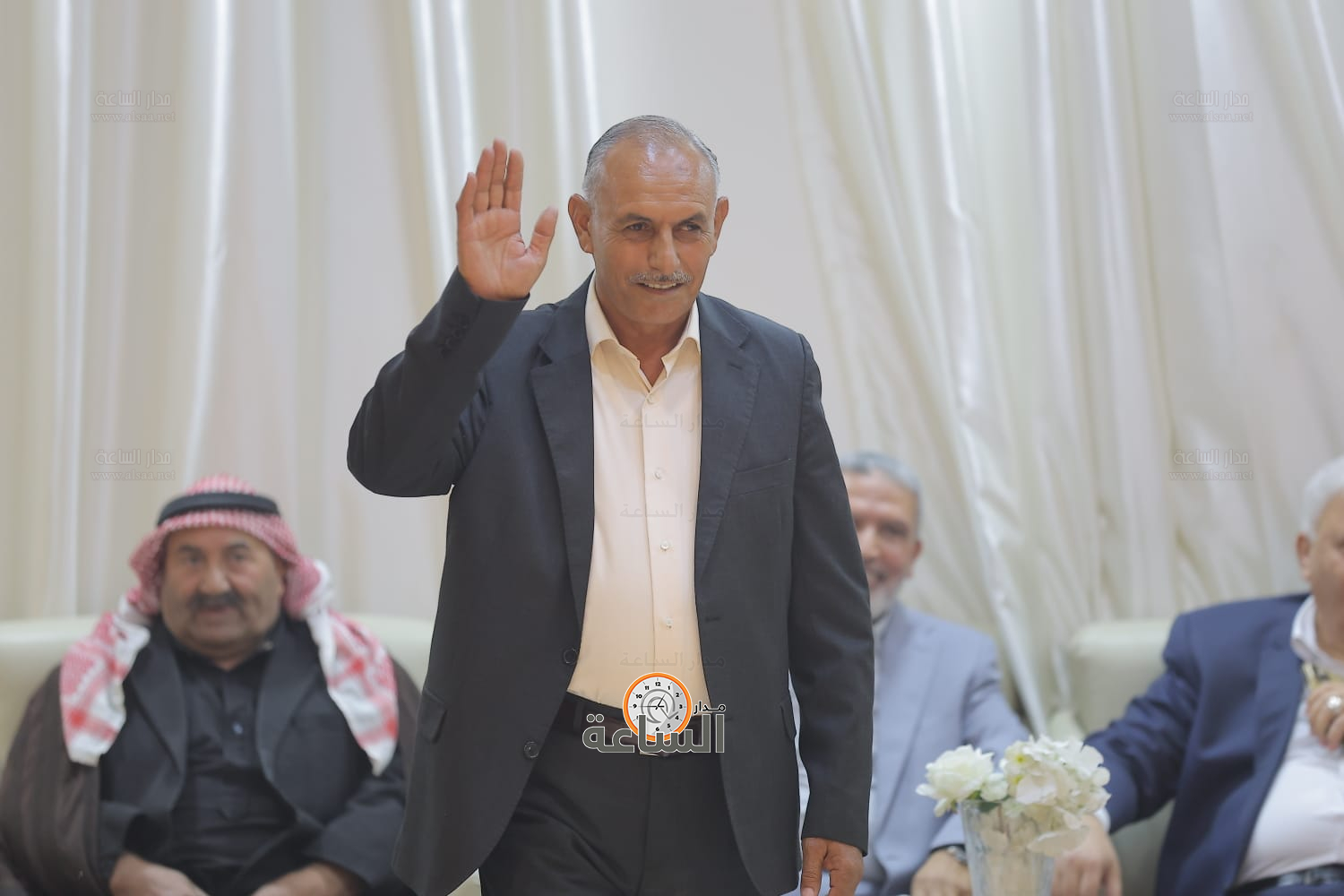 Madar Al-Saa Images 0.8746838195467722