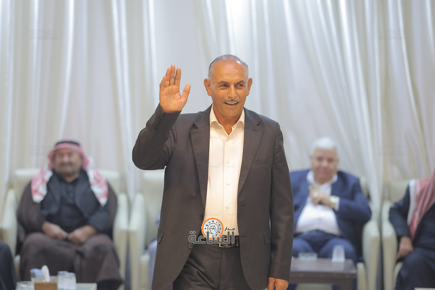 Madar Al-Saa Images 0.6636891395072505